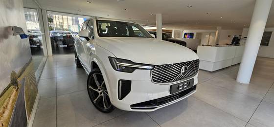 VOLVO XC90 2.0 T8 PHEV PLUS AWD GEARTRONIC